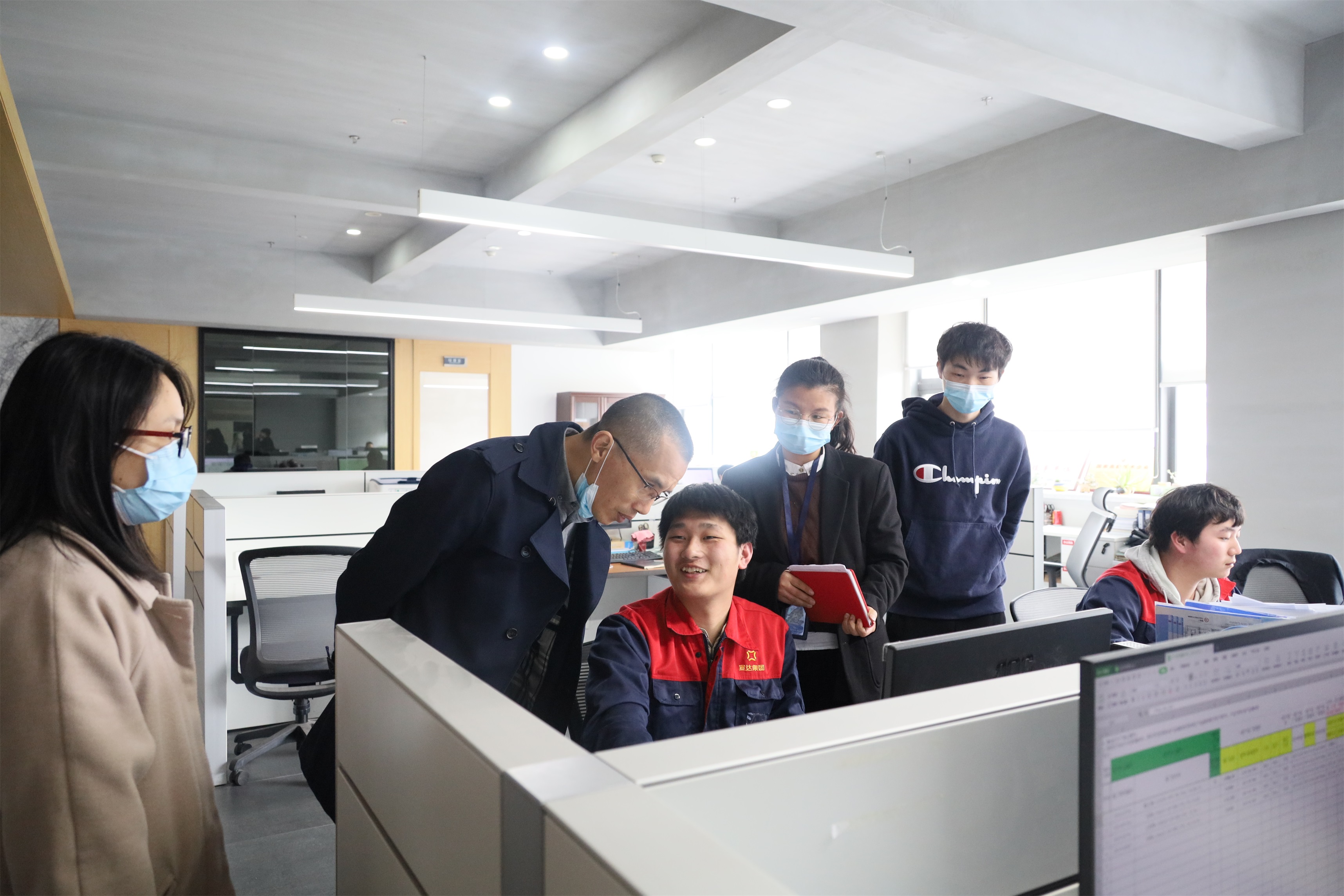 诚挚欢迎永嘉县职业教育中心调研走访宣达华体官方-WANBO SPORTS
